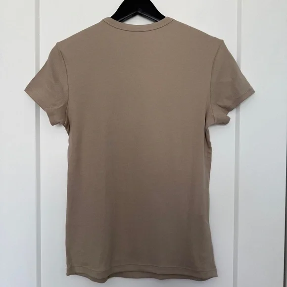 NWT Uniqlo Soft Ribbed Short Sleeve Crew Neck T-Shirt Beige M - Picture 3 of 5